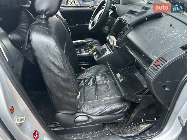 Сірий Мазда 5, об'ємом двигуна 2 л та пробігом 200 тис. км за 1500 $, фото 8 на Automoto.ua