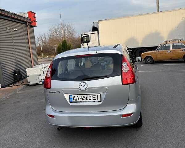 Сірий Мазда 5, об'ємом двигуна 1.8 л та пробігом 290 тис. км за 5400 $, фото 2 на Automoto.ua