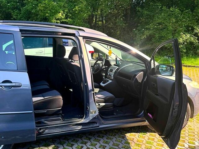 Сірий Мазда 5, об'ємом двигуна 1.8 л та пробігом 250 тис. км за 5500 $, фото 6 на Automoto.ua