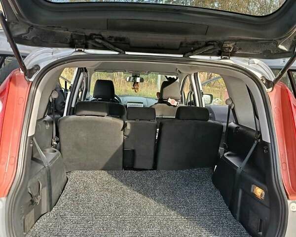 Сірий Мазда 5, об'ємом двигуна 1.8 л та пробігом 244 тис. км за 5100 $, фото 10 на Automoto.ua