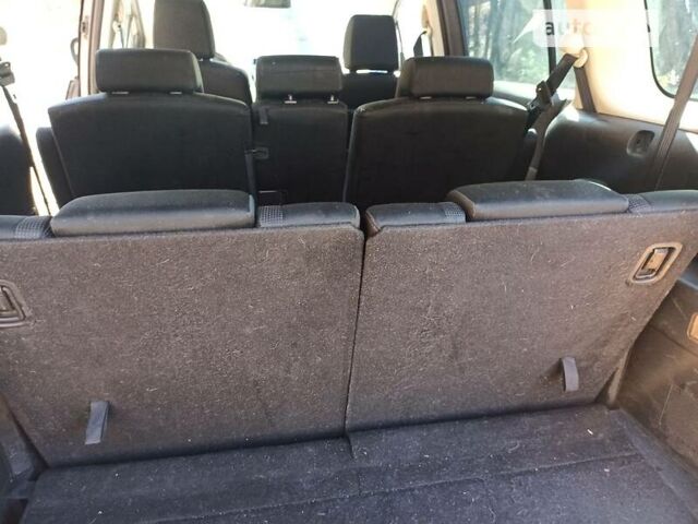 Сірий Мазда 5, об'ємом двигуна 2 л та пробігом 335 тис. км за 5000 $, фото 13 на Automoto.ua