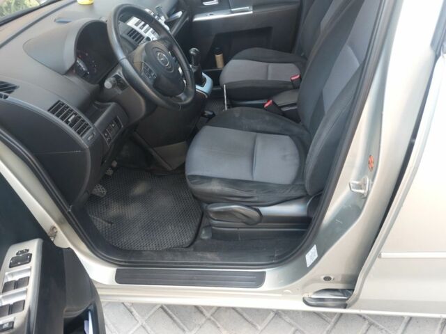 Серый Мазда 5, объемом двигателя 2 л и пробегом 412 тыс. км за 3700 $, фото 6 на Automoto.ua