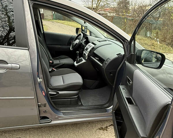 Сірий Мазда 5, об'ємом двигуна 1.8 л та пробігом 279 тис. км за 5300 $, фото 11 на Automoto.ua