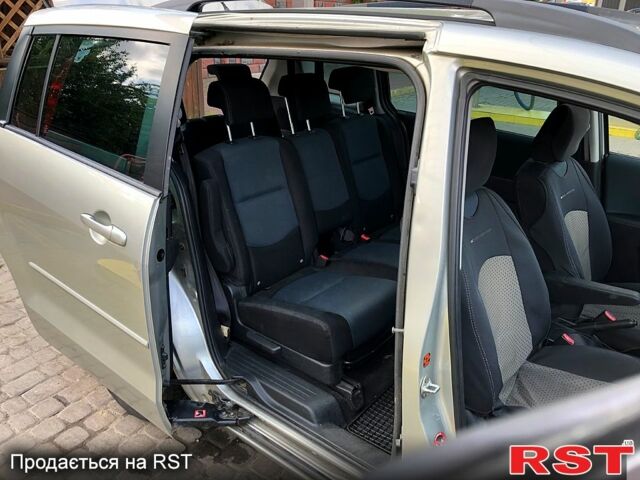 Серый Мазда 5, объемом двигателя 2 л и пробегом 257 тыс. км за 6500 $, фото 8 на Automoto.ua