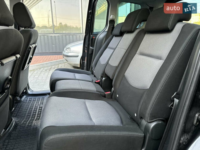 Серый Мазда 5, объемом двигателя 2 л и пробегом 256 тыс. км за 5599 $, фото 60 на Automoto.ua