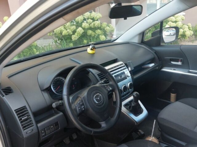 Серый Мазда 5, объемом двигателя 2 л и пробегом 412 тыс. км за 3700 $, фото 4 на Automoto.ua