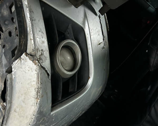 Сірий Мазда 5, об'ємом двигуна 2 л та пробігом 200 тис. км за 1500 $, фото 7 на Automoto.ua