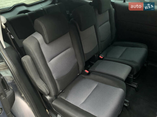 Серый Мазда 5, объемом двигателя 2 л и пробегом 248 тыс. км за 5500 $, фото 24 на Automoto.ua