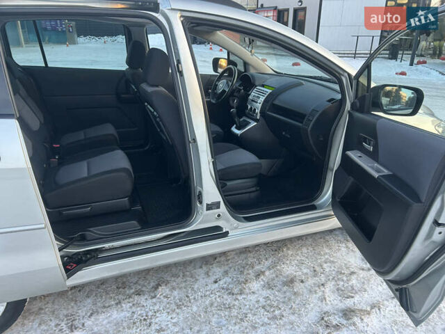 Сірий Мазда 5, об'ємом двигуна 2 л та пробігом 233 тис. км за 5650 $, фото 10 на Automoto.ua