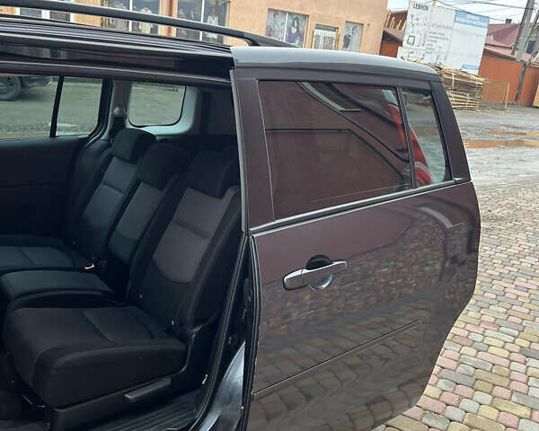 Серый Мазда 5, объемом двигателя 2 л и пробегом 250 тыс. км за 2300 $, фото 13 на Automoto.ua