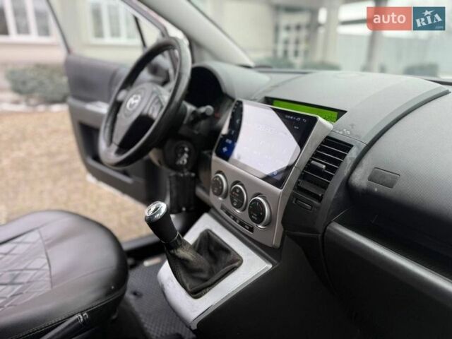 Серый Мазда 5, объемом двигателя 2 л и пробегом 320 тыс. км за 4650 $, фото 17 на Automoto.ua