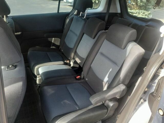 Серый Мазда 5, объемом двигателя 2 л и пробегом 226 тыс. км за 6500 $, фото 5 на Automoto.ua