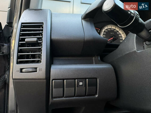 Серый Мазда 5, объемом двигателя 2 л и пробегом 256 тыс. км за 5599 $, фото 53 на Automoto.ua