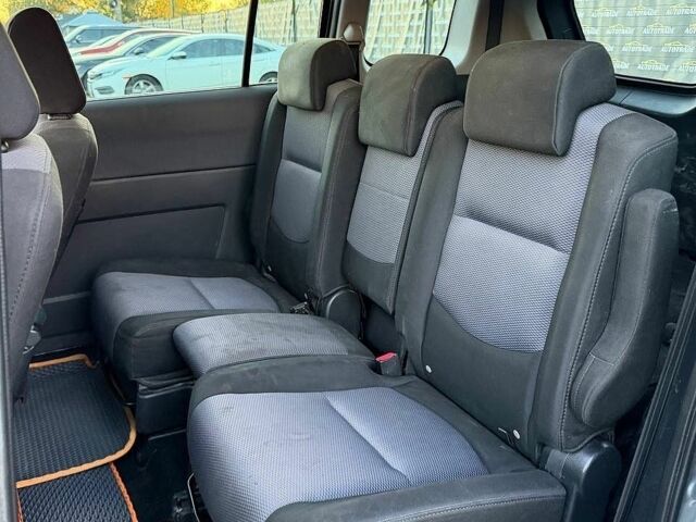 Сірий Мазда 5, об'ємом двигуна 2 л та пробігом 697 тис. км за 3300 $, фото 8 на Automoto.ua