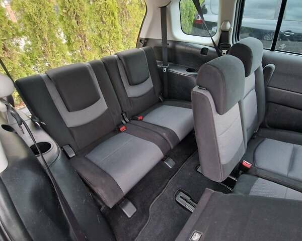 Серый Мазда 5, объемом двигателя 2 л и пробегом 332 тыс. км за 5200 $, фото 3 на Automoto.ua