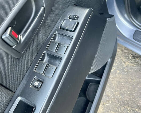 Серый Мазда 5, объемом двигателя 2 л и пробегом 350 тыс. км за 5900 $, фото 21 на Automoto.ua