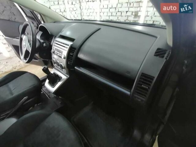 Серый Мазда 5, объемом двигателя 2 л и пробегом 200 тыс. км за 5000 $, фото 11 на Automoto.ua