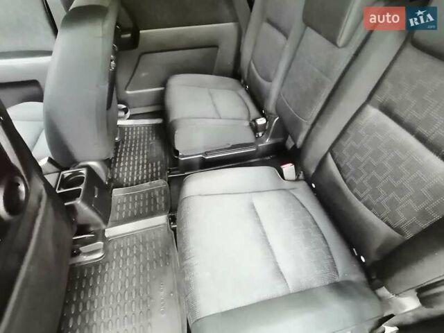 Серый Мазда 5, объемом двигателя 2 л и пробегом 200 тыс. км за 5000 $, фото 5 на Automoto.ua