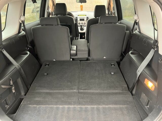 Серый Мазда 5, объемом двигателя 2 л и пробегом 200 тыс. км за 5999 $, фото 8 на Automoto.ua