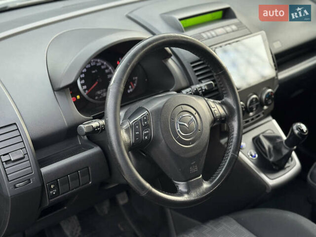 Сірий Мазда 5, об'ємом двигуна 2 л та пробігом 276 тис. км за 4900 $, фото 14 на Automoto.ua