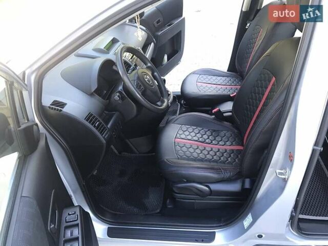 Серый Мазда 5, объемом двигателя 2 л и пробегом 235 тыс. км за 6350 $, фото 21 на Automoto.ua