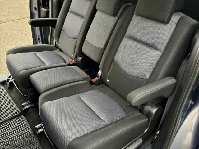 Серый Мазда 5, объемом двигателя 2 л и пробегом 200 тыс. км за 5999 $, фото 12 на Automoto.ua
