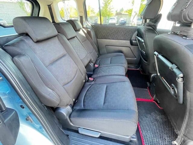 Серый Мазда 5, объемом двигателя 1.8 л и пробегом 189 тыс. км за 5200 $, фото 19 на Automoto.ua