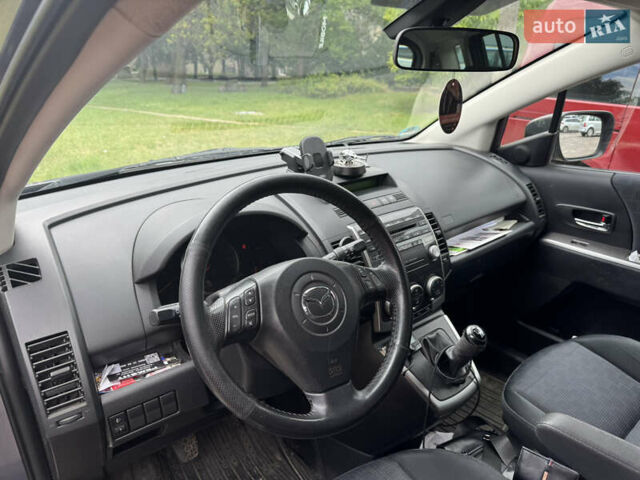 Серый Мазда 5, объемом двигателя 2 л и пробегом 222 тыс. км за 6399 $, фото 2 на Automoto.ua