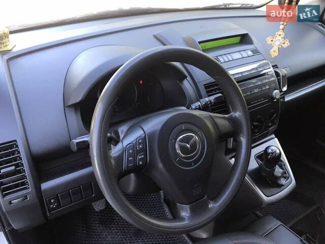 Серый Мазда 5, объемом двигателя 2 л и пробегом 235 тыс. км за 6350 $, фото 20 на Automoto.ua