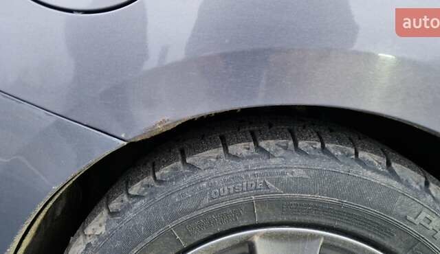 Серый Мазда 5, объемом двигателя 2 л и пробегом 290 тыс. км за 6474 $, фото 1 на Automoto.ua