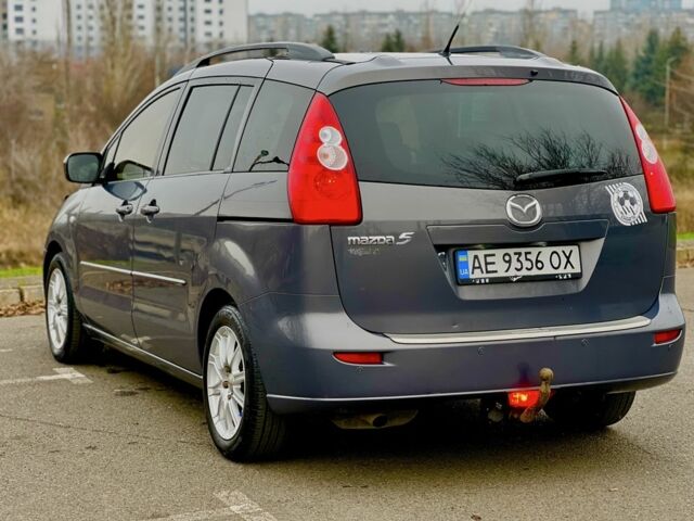 Серый Мазда 5, объемом двигателя 2 л и пробегом 200 тыс. км за 5999 $, фото 4 на Automoto.ua