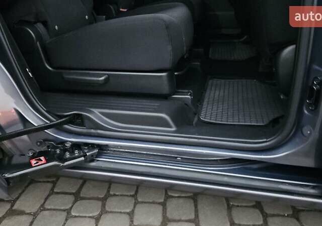 Серый Мазда 5, объемом двигателя 2 л и пробегом 193 тыс. км за 6950 $, фото 58 на Automoto.ua