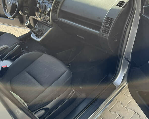 Серый Мазда 5, объемом двигателя 2 л и пробегом 177 тыс. км за 7500 $, фото 14 на Automoto.ua