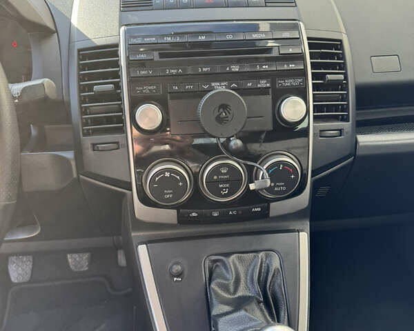 Серый Мазда 5, объемом двигателя 2 л и пробегом 177 тыс. км за 7500 $, фото 24 на Automoto.ua