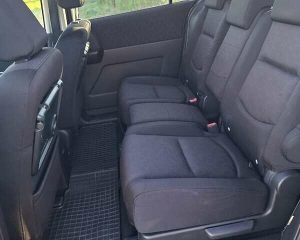 Серый Мазда 5, объемом двигателя 2 л и пробегом 247 тыс. км за 7200 $, фото 8 на Automoto.ua
