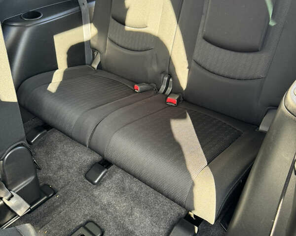 Серый Мазда 5, объемом двигателя 2 л и пробегом 177 тыс. км за 7500 $, фото 10 на Automoto.ua