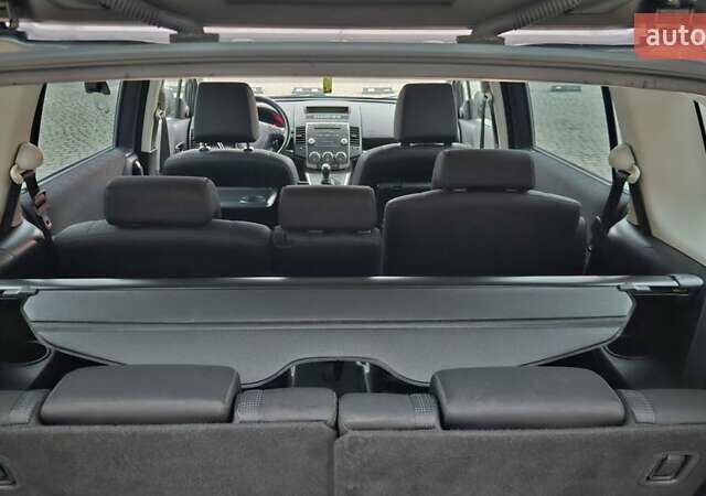 Серый Мазда 5, объемом двигателя 2 л и пробегом 193 тыс. км за 6950 $, фото 83 на Automoto.ua