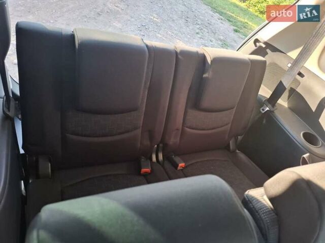Серый Мазда 5, объемом двигателя 2 л и пробегом 247 тыс. км за 7200 $, фото 13 на Automoto.ua