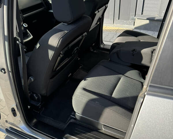 Серый Мазда 5, объемом двигателя 2 л и пробегом 177 тыс. км за 7500 $, фото 29 на Automoto.ua