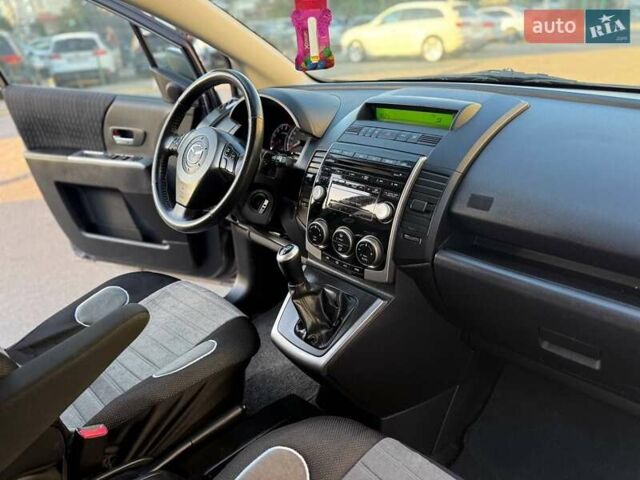 Серый Мазда 5, объемом двигателя 2 л и пробегом 270 тыс. км за 6850 $, фото 9 на Automoto.ua