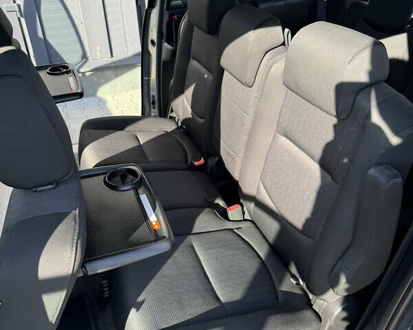 Серый Мазда 5, объемом двигателя 2 л и пробегом 177 тыс. км за 7500 $, фото 42 на Automoto.ua