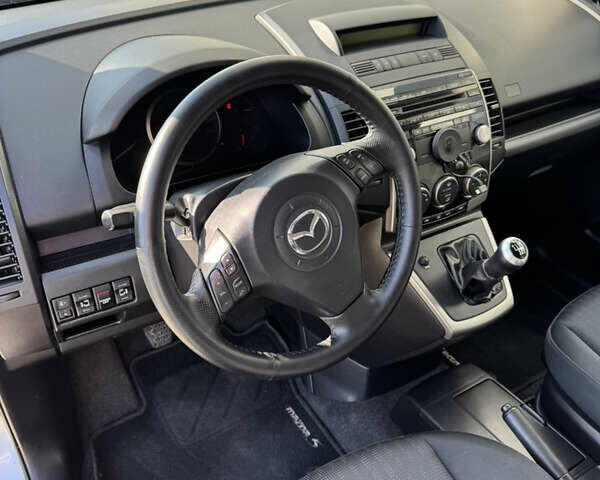 Серый Мазда 5, объемом двигателя 2 л и пробегом 177 тыс. км за 7500 $, фото 26 на Automoto.ua