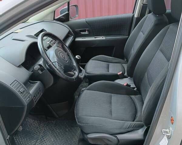 Серый Мазда 5, объемом двигателя 2 л и пробегом 282 тыс. км за 6100 $, фото 8 на Automoto.ua