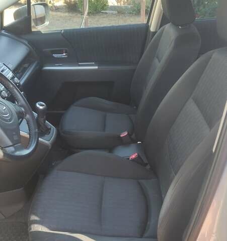 Серый Мазда 5, объемом двигателя 2 л и пробегом 282 тыс. км за 6100 $, фото 6 на Automoto.ua