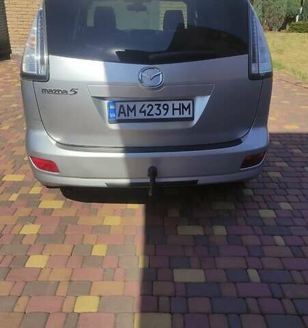 Серый Мазда 5, объемом двигателя 2 л и пробегом 282 тыс. км за 6100 $, фото 1 на Automoto.ua