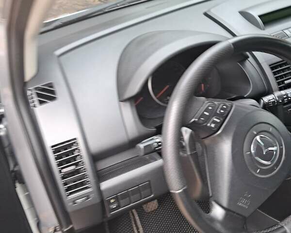 Мазда 5 2010 в Харькове на Automoto.ua Серый Мазда 5, объемом двигателя 2 л и пробегом 218 тыс. км за 6500 $, фото 1 на Automoto.ua