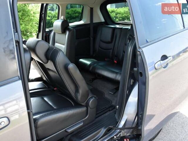 Серый Мазда 5, объемом двигателя 2 л и пробегом 235 тыс. км за 7200 $, фото 40 на Automoto.ua