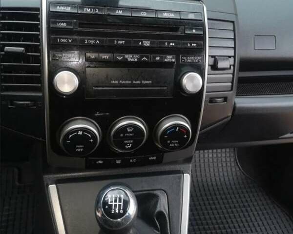 Серый Мазда 5, объемом двигателя 2 л и пробегом 283 тыс. км за 7700 $, фото 30 на Automoto.ua