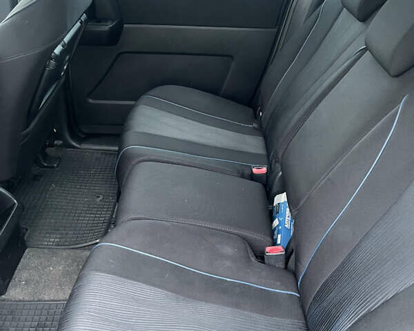 Сірий Мазда 5, об'ємом двигуна 1.56 л та пробігом 187 тис. км за 8600 $, фото 15 на Automoto.ua