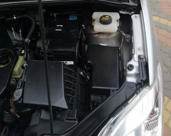Серый Мазда 5, объемом двигателя 2 л и пробегом 283 тыс. км за 7700 $, фото 35 на Automoto.ua